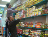 ما أسباب ارتفاع أسعار المواد الغذائية  في الأسواق المحلية؟